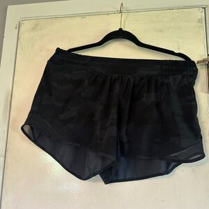 Lululemon Camo Hotty Hot short